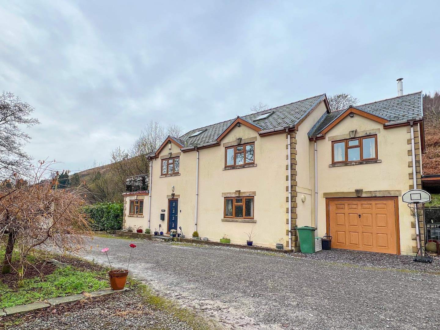 Garreg Road, Pontycymer, Bridgend County Borough, CF32 8EL